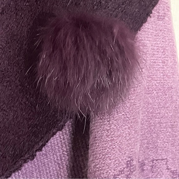 Poncho Wrap Cape Sweater Purple Ombre with Pom-Pom’s, One Size - Picture 3 of 10